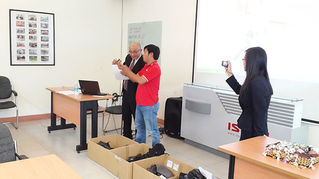 Kỹ năng bán hàng & chăm sóc Khách Hàng chuyên nghiệp - ISUZU (23 & 24.09.2014)